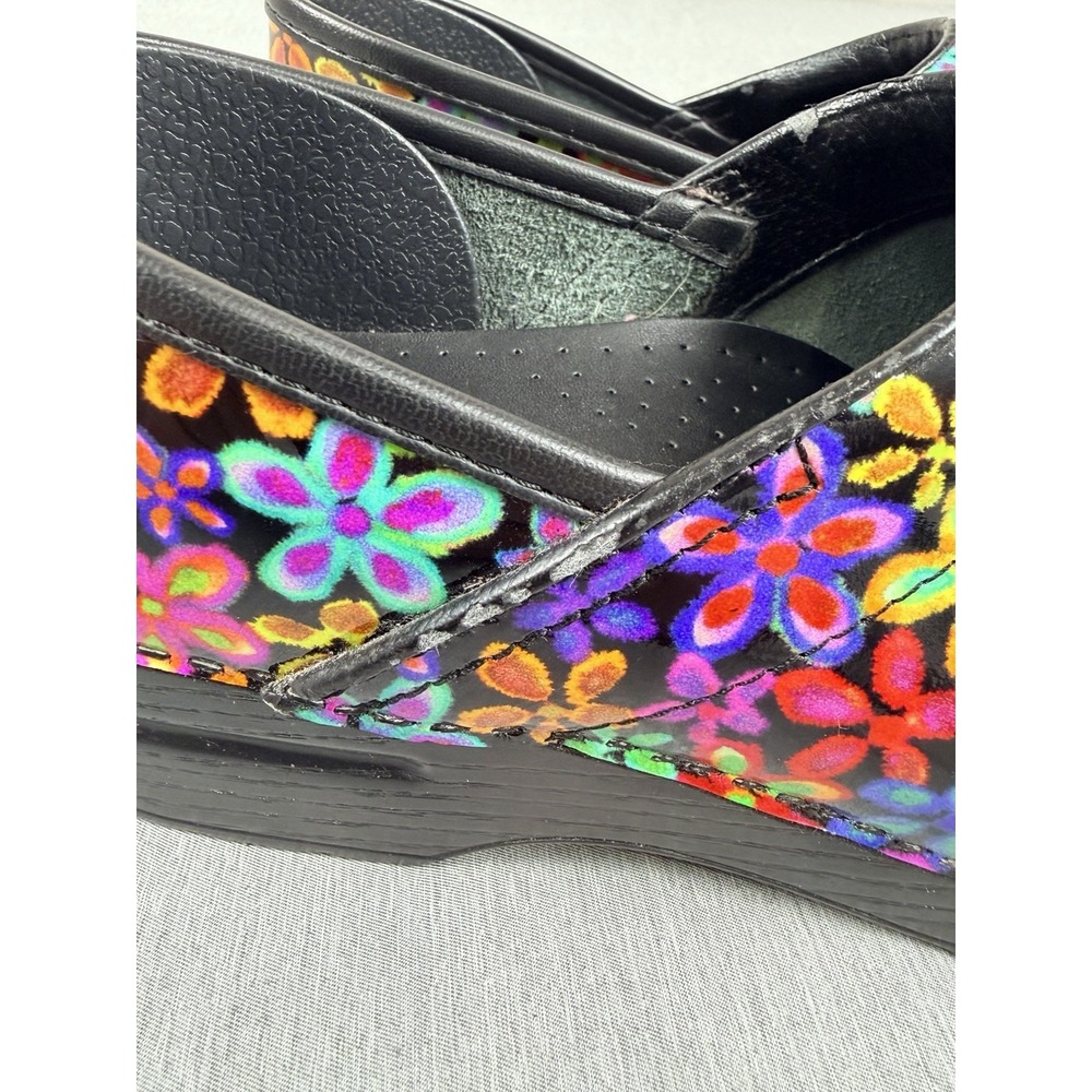 Dansko Professional Shoes Womens Size 39 Floral Patent Leather Clogs Comfort - Picture 15 of 15
